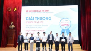 Hội nghị REV-ECIT 2025 vinh danh 4 công trình xuất sắc nhất về Terahertz và AI