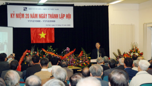 Hội Vô tuyến Điện tử Việt Nam kỷ niệm 20 năm thành lập Hội Vô tuyến Điện tử Việt Nam kỷ niệm 20 năm thành lập
