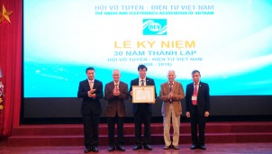 Kỷ niệm 30 năm thành lập Hội Vô tuyến Điện tử Việt Nam Kỷ niệm 30 năm thành lập Hội Vô tuyến Điện tử Việt Nam