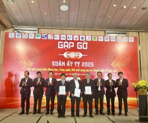 Ba Hội nghề nghiệp ICT ký hợp tác phối hợp triển khai Nghị quyết 57 Ba Hội nghề nghiệp ICT ký hợp tác phối hợp triển khai Nghị quyết 57